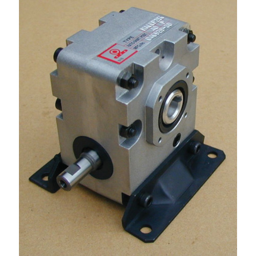 Maxinco  级还原器输入能力1.08kW
蠕虫还原齿轮（MA系列） MAO B  P 50 C 20