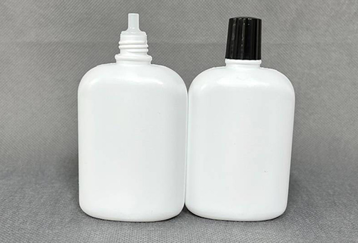 通用80毫升身体 白色帽黑色未覆盖（100件）