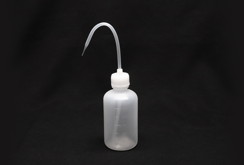 PE洗瓶（细口型）250毫升没有标签