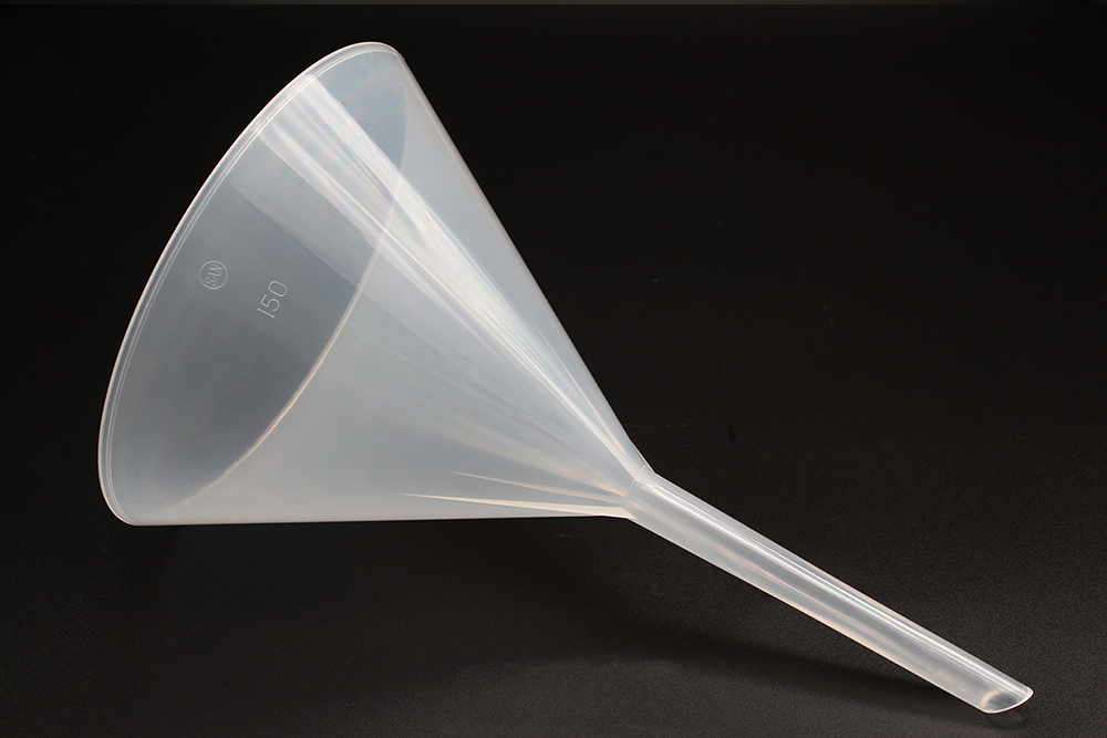 聚漏斗150φPP