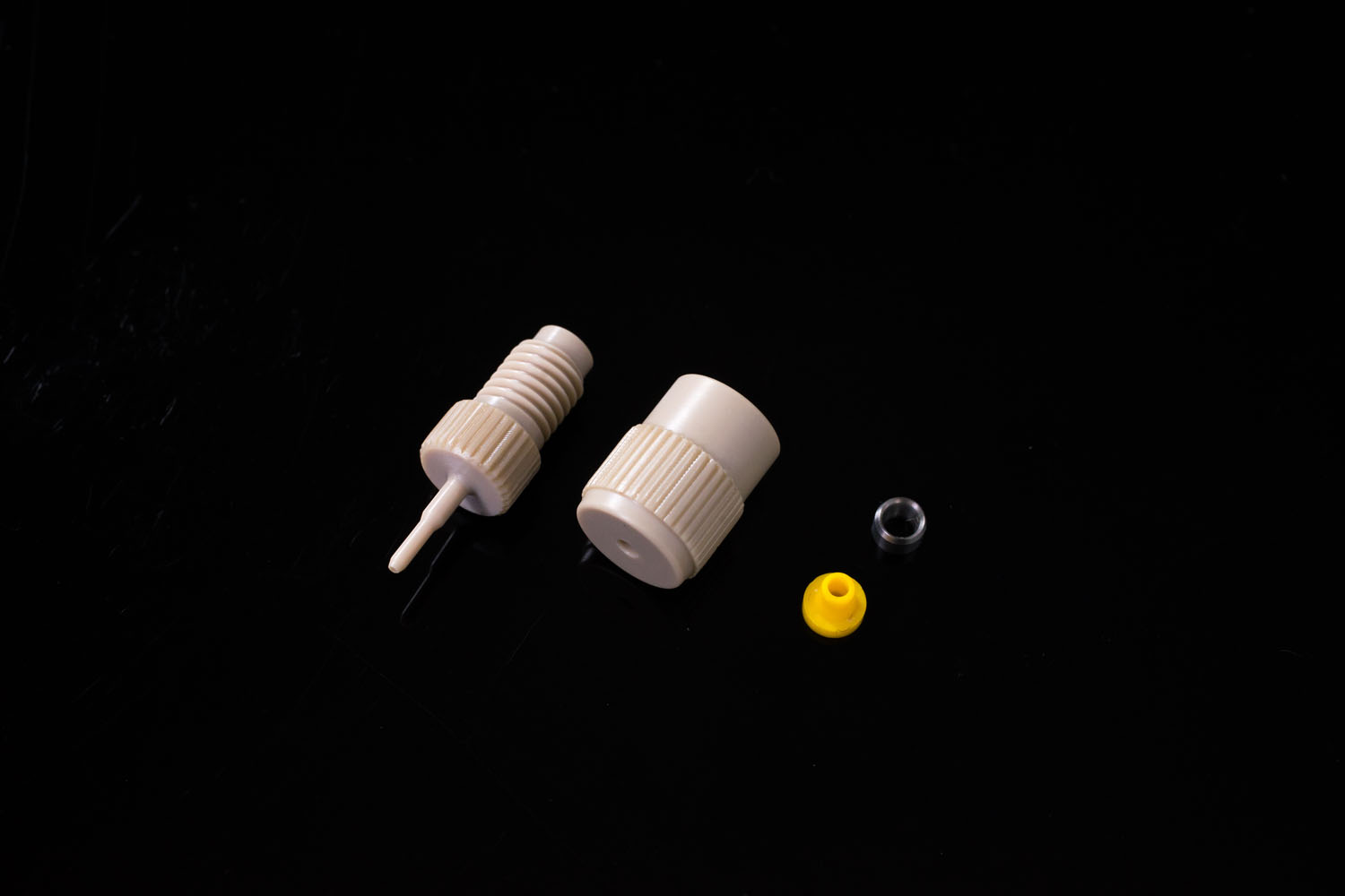 软⇔Semi-rigid连接器1mm：1/16 Isupp794