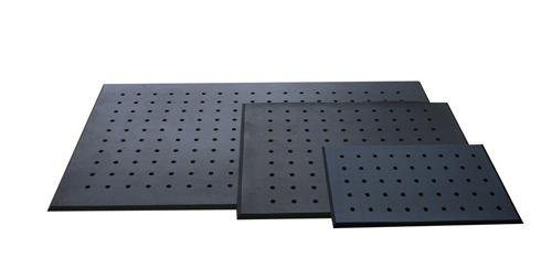 “ Carboy”腿和腰部垫AM-06带孔，1500mm宽x 900mm长