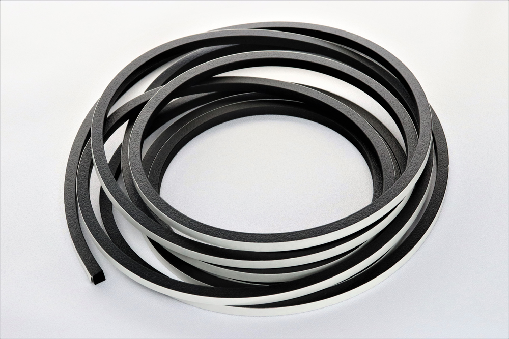 Neoron（CR海绵）方形弦40mm x 40mm用双面胶带切割