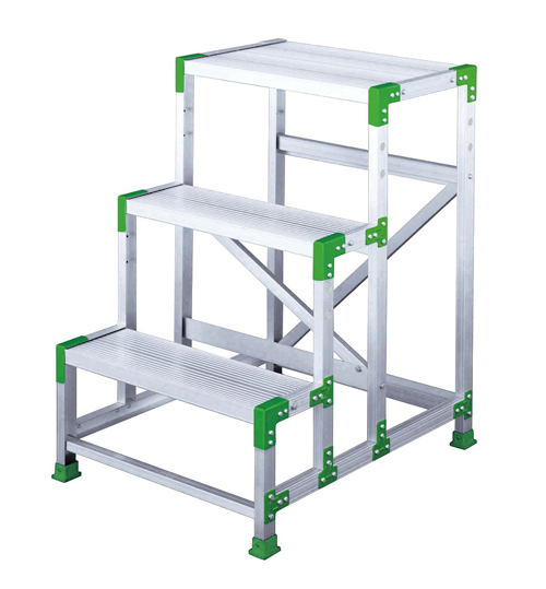 带有Eco Mark Ewa-30的组装工作台脚手架摊位